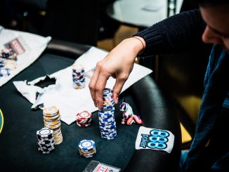 how-to-become-a-poker-pro-1462105858002_tcm1533-295745