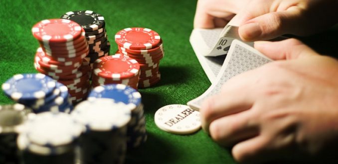 Как научиться играть в профессиональный покер