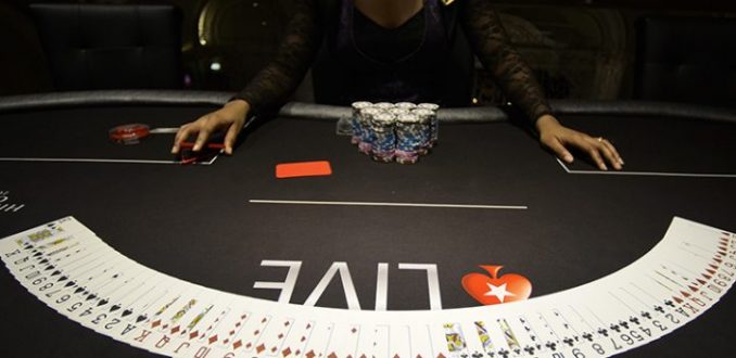 Где и как сыграть в покер онлайн бесплатно