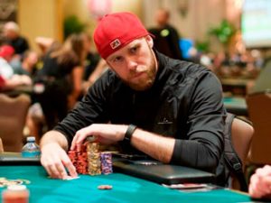 Сет Дэвис получил 956 430$ за победу в Sunday Millions на GGPokerok